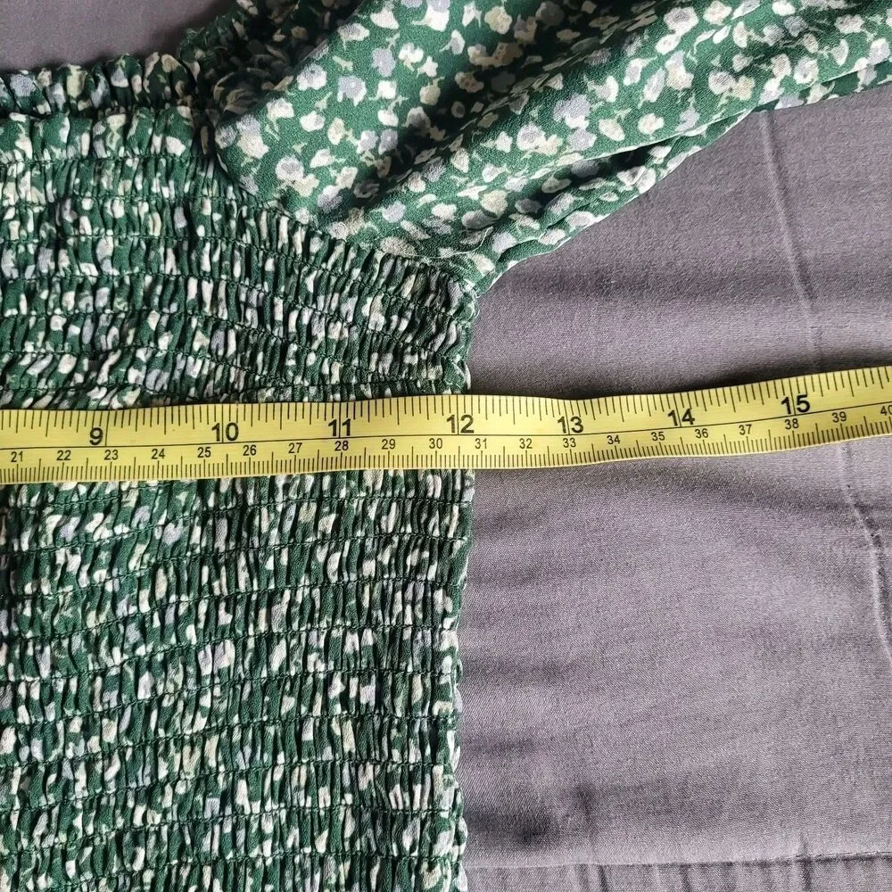 Abercrombie & Fitch Blouse Womens Sz Small Green Floral Long Puff Sleeve Smocked